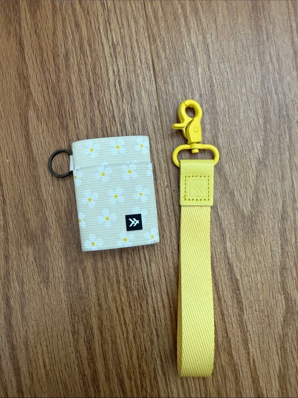 Thread Wallets Elastic Wallet and strap
